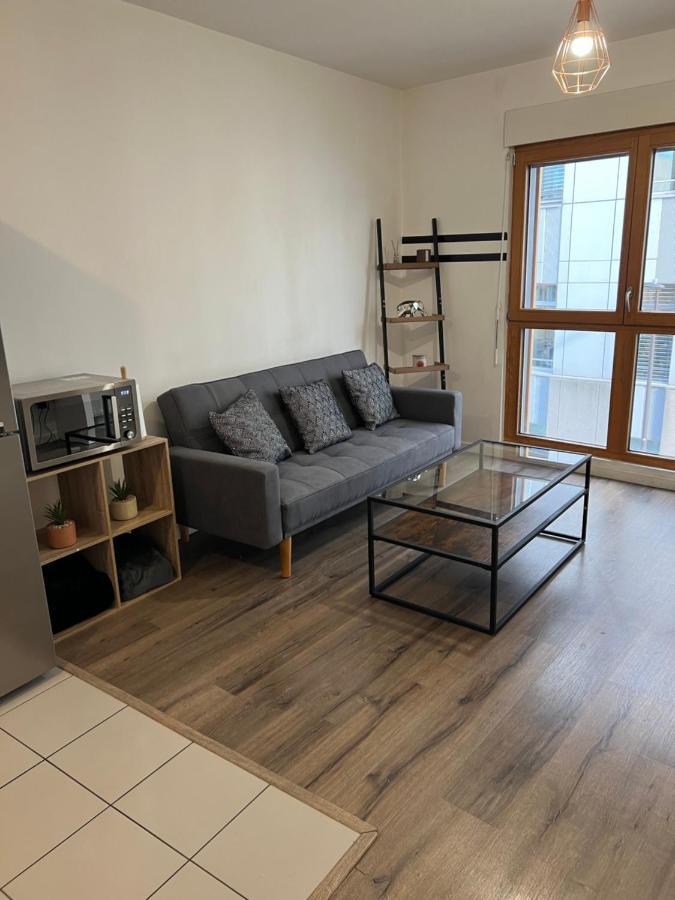 Appartement 2 Pieces Ligne 1 Montreuil  Bagian luar foto